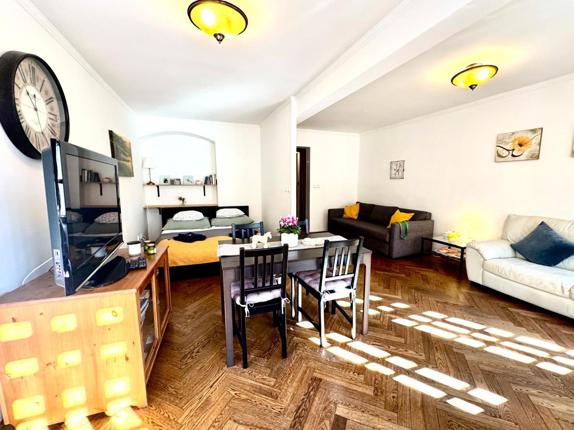 Apartmany Nerudova 36 Prague Exterior photo